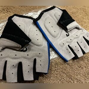 Gearonic Cycling Gloves Shockproof Foam Half Finger  Blue, Large (8-8 1/2 Inch)